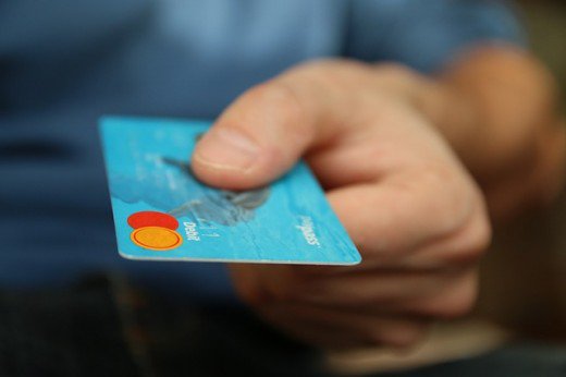 Some Cardholders Are Bourbon Kings: Have you learned nothing and forgot nothing about credit card debt and its dangers?